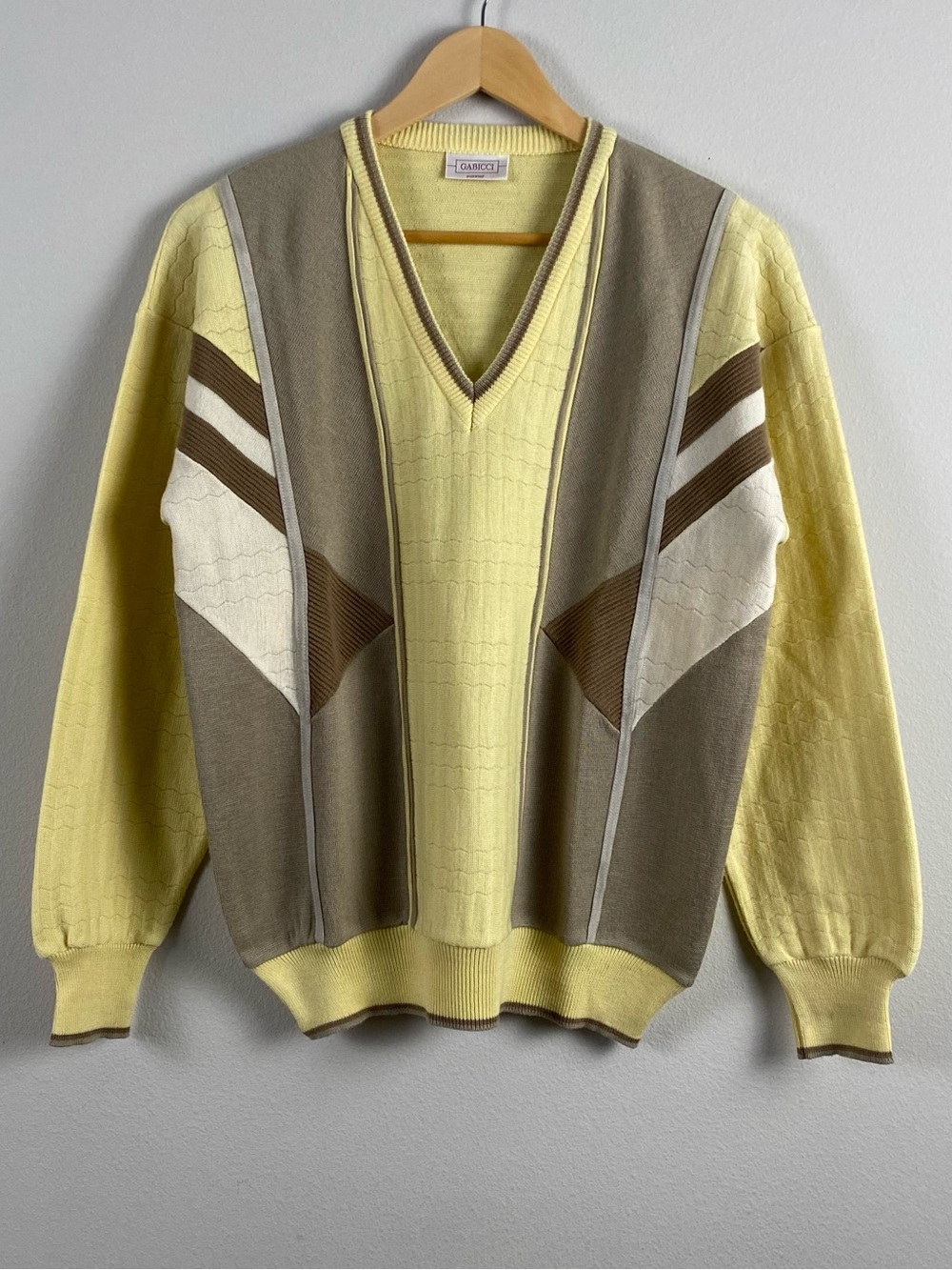 Gabicci Vintage Retro Wool Blend Multi Knit Patterned Long Sleeve V Neck Sweater